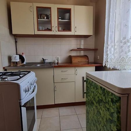 Апартаменты Mile Mieszkanie W Pelni Wyposazone Пжемысл Экстерьер фото